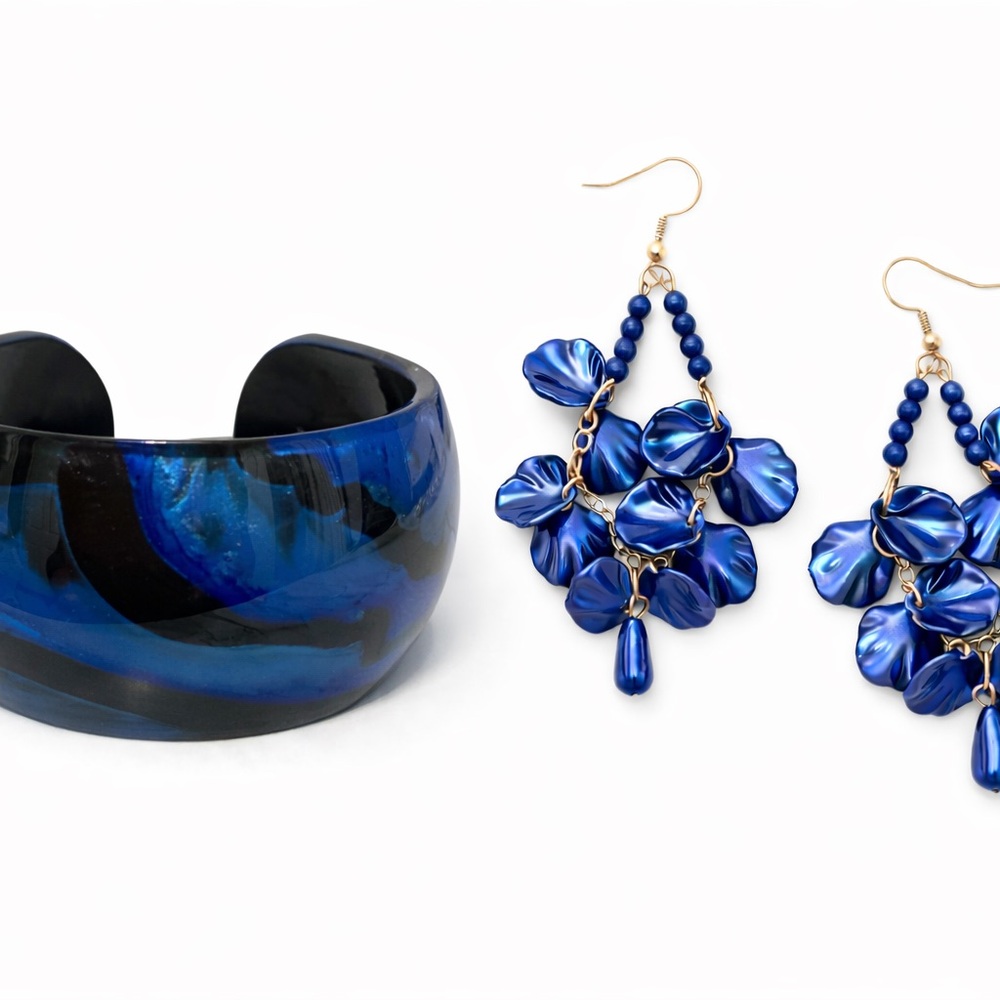Celeste Quiet Confidence / Luminous Confident Midnight Elegance
